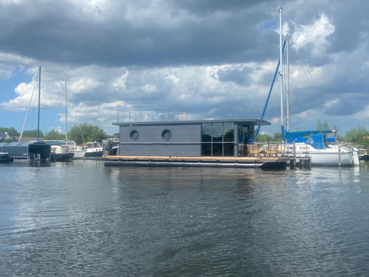 Hotel La Mare Houseboat à Nederhorst den Berg Extérieur photo